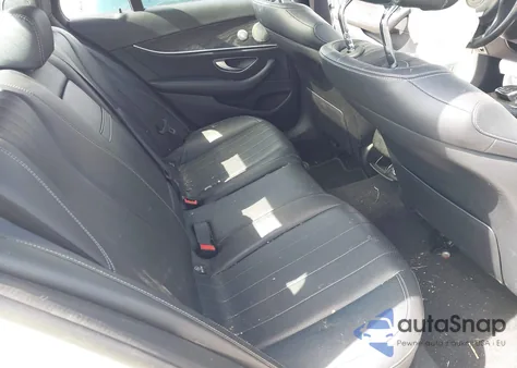 2018 Mercedes-Benz E 300 4Matic из США, поврежденный, VIN WDDZF4KB0JA429720